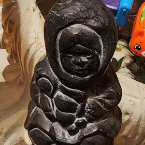 Vintage Inuit / Alaska Native Soapstone Carving – Mother with Child – 5”